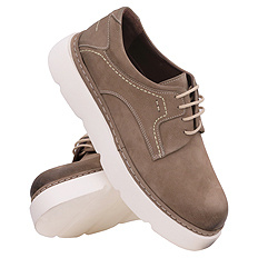 Obuwie męskie półbuty sznurowane na platformie