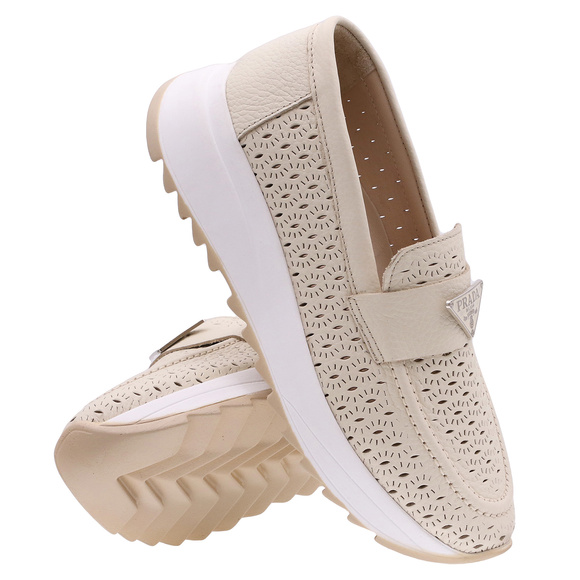 Obuwie damskie skórzane ażurowe mokasyny