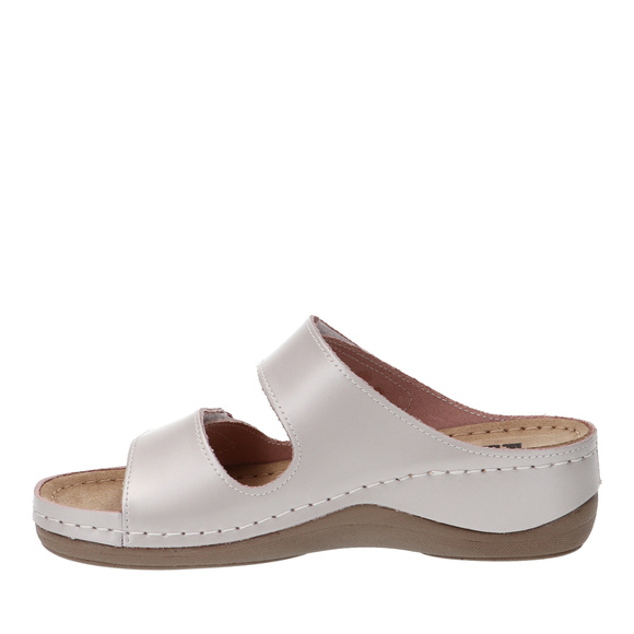 Klapki damskie casual profilaktyczne na rzepy